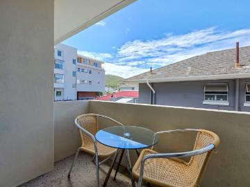 1 Bedroom Apartment / Flat For Sale in Gardens