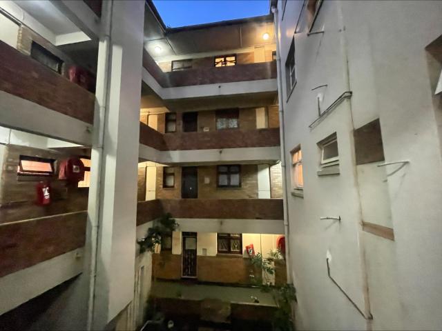 1 Bedroom Apartment / Flat For Sale in Glenwood