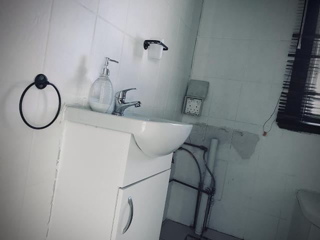 1 Bedroom Apartment / Flat For Sale in Glenwood