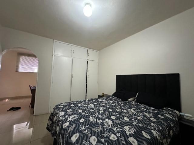 1 Bedroom Apartment / Flat For Sale in Glenwood
