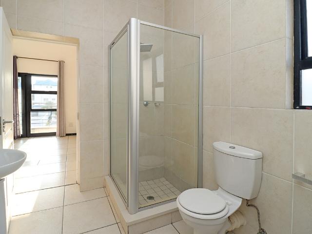 1 Bedroom Apartment / Flat For Sale in Greenstone Hill