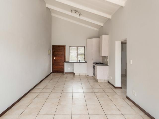 1 Bedroom Apartment / Flat For Sale in Greenstone Hill