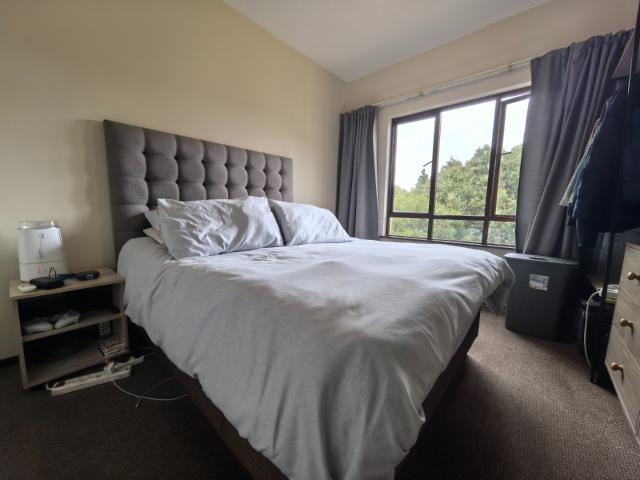 1 Bedroom Apartment / Flat For Sale in Douglasdale