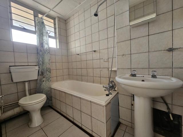 1 Bedroom Apartment / Flat For Sale in Doonside