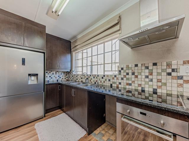 1 Bedroom Apartment / Flat For Sale in Edenburg