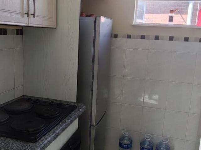 1 Bedroom Apartment / Flat For Sale in Essenwood