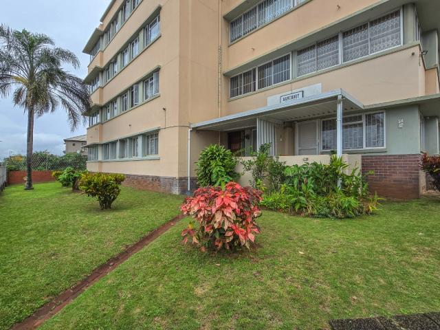 1 Bedroom Apartment / Flat For Sale in Essenwood