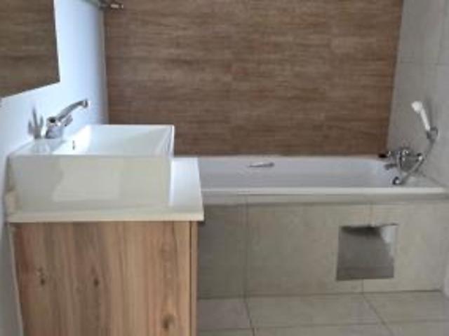 1 Bedroom Apartment / Flat For Sale in Founders Hill