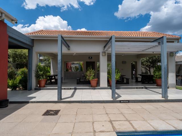 1 Bedroom Apartment / Flat For Sale in Fourways