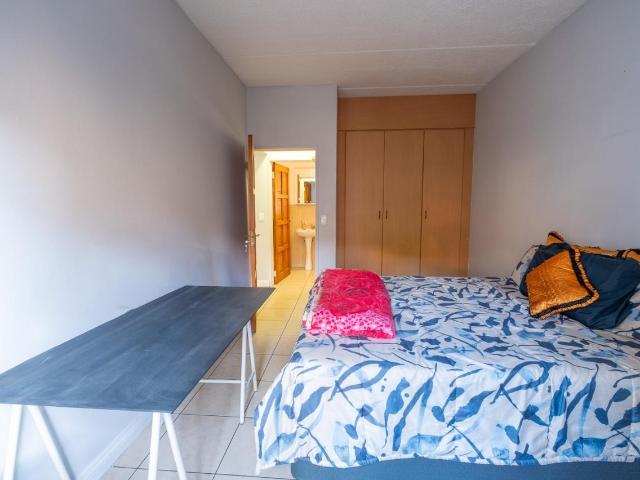 1 Bedroom Apartment / Flat For Sale in Ferndale