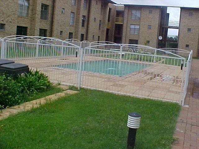 1 Bedroom Apartment / Flat For Sale in Kannoniers Park