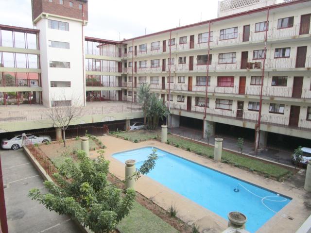 1 Bedroom Apartment / Flat For Sale in Kensington B