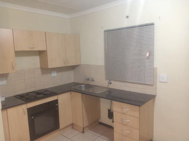 1 Bedroom Apartment / Flat For Sale in Klippoortje