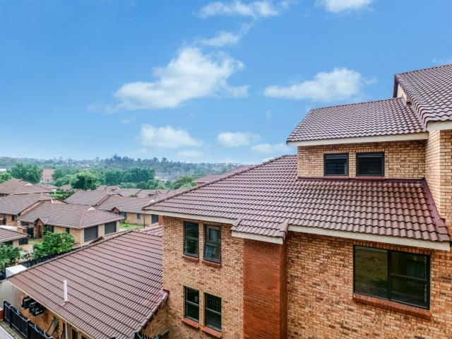 1 Bedroom Apartment / Flat For Sale in Olivedale