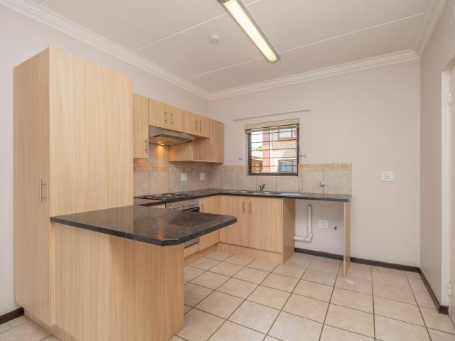 1 Bedroom Apartment / Flat For Sale in Olivedale