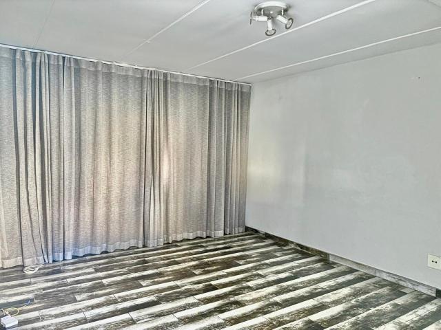 1 Bedroom Apartment / Flat For Sale in Ormonde
