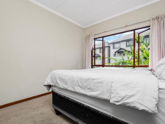 1 Bedroom Apartment / Flat For Sale in Lonehill