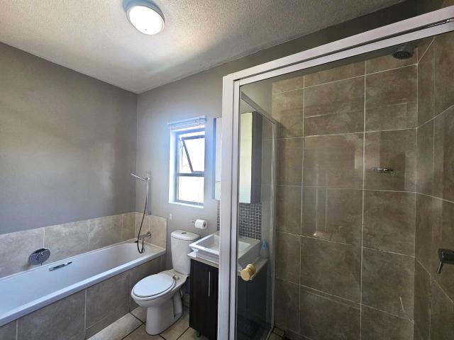 1 Bedroom Apartment / Flat For Sale in Lonehill