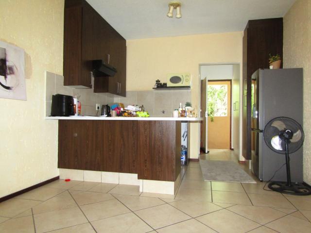 1 Bedroom Apartment / Flat For Sale in Lonehill