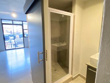1 Bedroom Apartment / Flat For Sale in Lynnwood Ridge