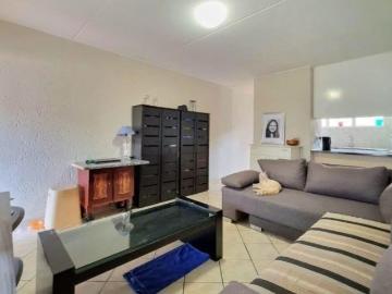 1 Bedroom Apartment / Flat For Sale in Mondeor