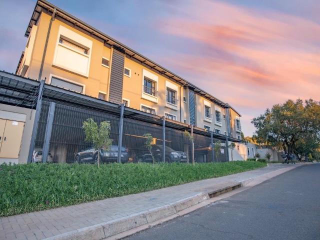 1 Bedroom Apartment / Flat For Sale in Menlo Park