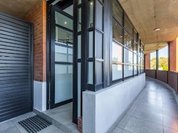 1 Bedroom Apartment / Flat For Sale in Menlo Park