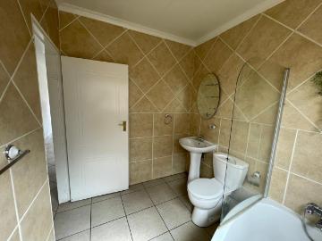 1 Bedroom Apartment / Flat For Sale in Mulbarton