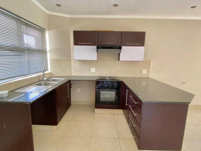 1 Bedroom Apartment / Flat For Sale in Sandhurst