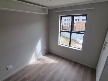 1 Bedroom Apartment / Flat For Sale in Sanlamhof