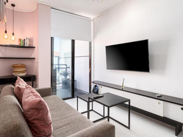 1 Bedroom Apartment / Flat For Sale in Sea Point