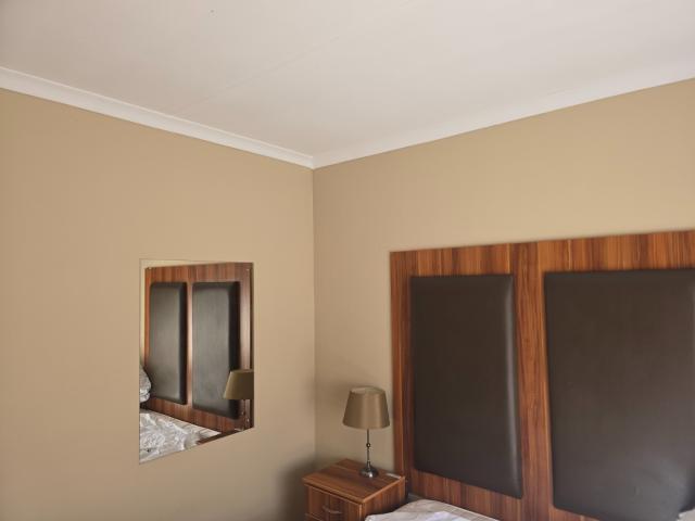 1 Bedroom Apartment / Flat For Sale in Secunda