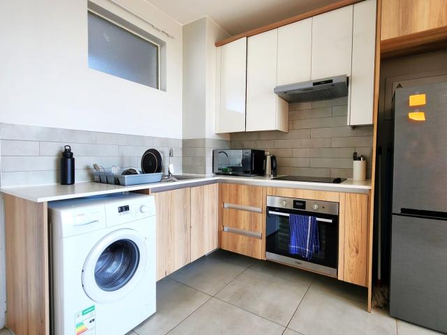 1 Bedroom Apartment / Flat For Sale in Shere