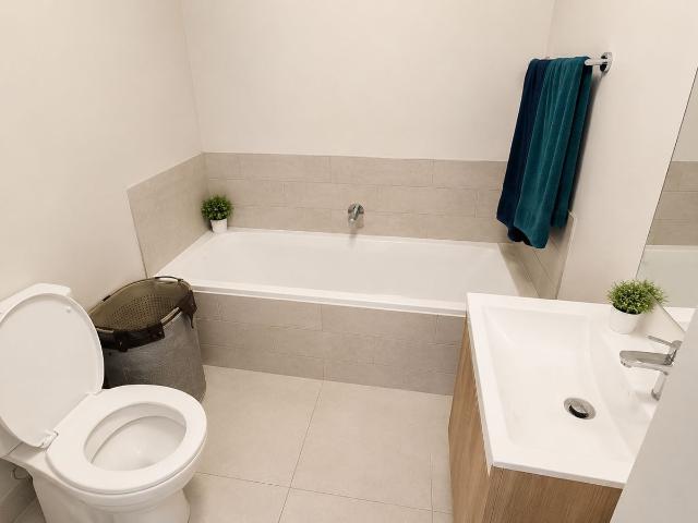 1 Bedroom Apartment / Flat For Sale in Shere