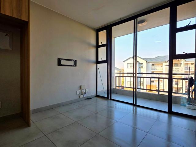 1 Bedroom Apartment / Flat For Sale in Shere