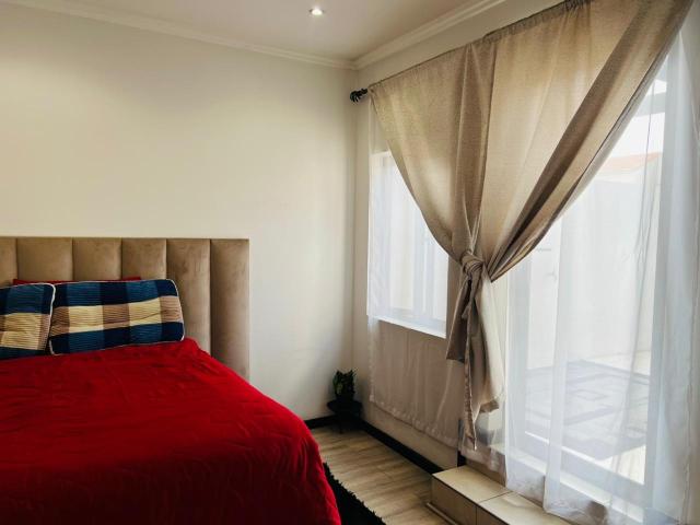 1 Bedroom Apartment / Flat For Sale in Sunninghill