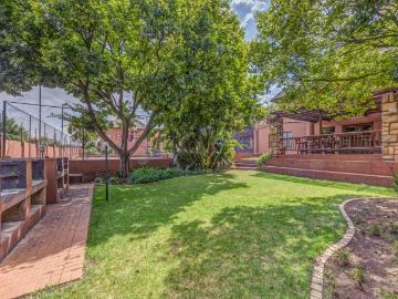 1 Bedroom Apartment / Flat For Sale in Sunninghill