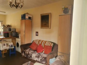 1 Bedroom Apartment / Flat For Sale in Pietermaritzburg Central