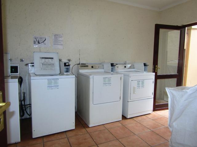 1 Bedroom Apartment / Flat For Sale in Pineslopes