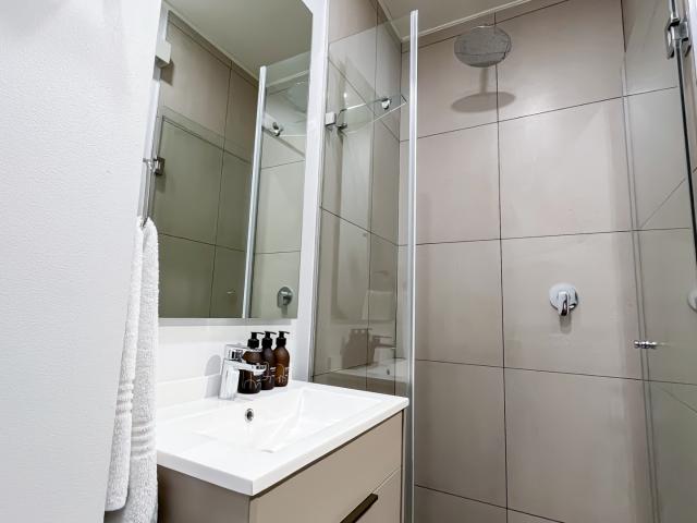1 Bedroom Apartment / Flat For Sale in Rosebank