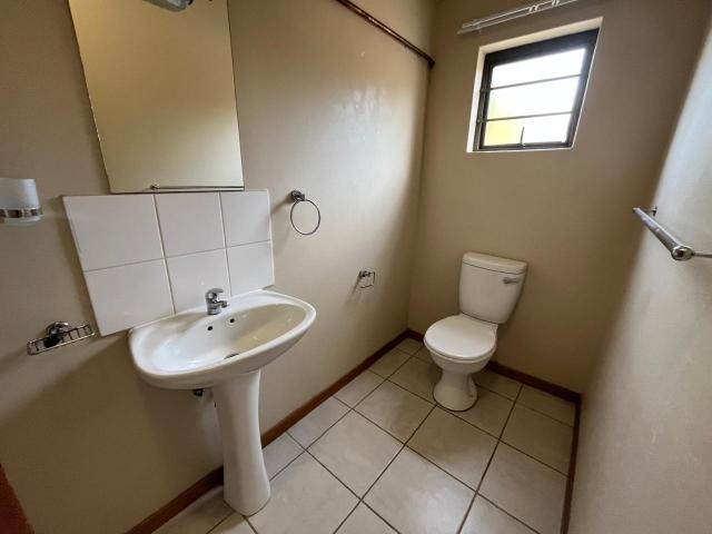 1 Bedroom Apartment / Flat For Sale in Rhodesdene