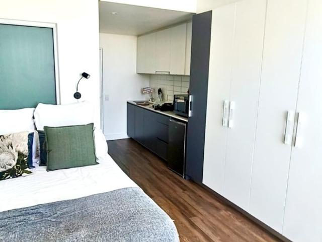 1 Bedroom Apartment / Flat For Sale in Woodstock