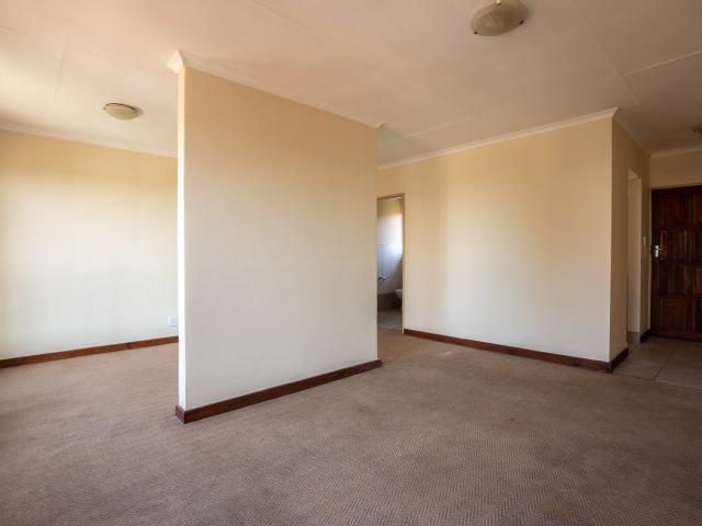 1 Bedroom Apartment / Flat For Sale in Willow Acres