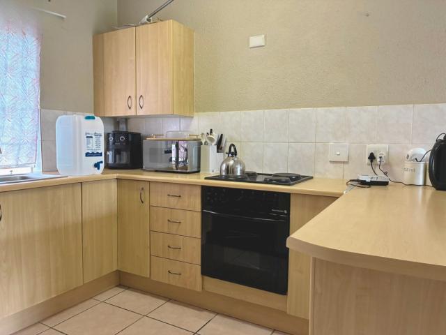 1 Bedroom Apartment / Flat For Sale in Willowbrook