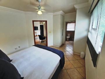 1 Bedroom Apartment / Flat For Sale in Uvongo