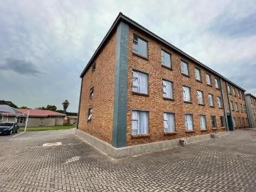 1 Bedroom Apartment / Flat For Sale in Vanderbijlpark CW 5