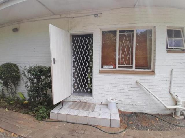 1 Bedroom Apartment / Flat to Rent in Universitas