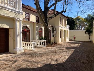 1 Bedroom Apartment / Flat To Rent in Waterkloof Ridge