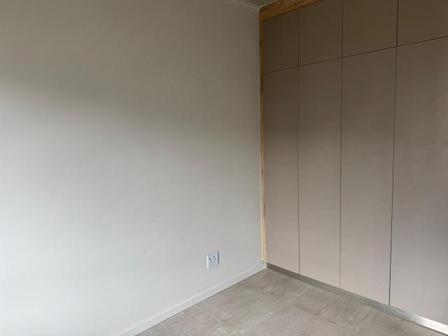 1 Bedroom Apartment / Flat To Rent in Waterkloof