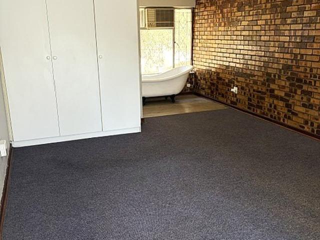 1 Bedroom Apartment / Flat To Rent in Weltevreden Park